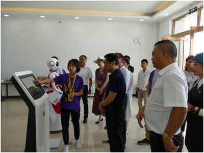 應急管理部副部長孫華山一行調研廣靈縣電子商務與創業空間服務